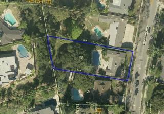 4047 Hayvenhurst Ave, Van Nuys, CA 91436-3864