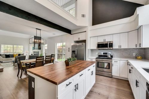 1400 Kenwood St, Denton TX  76205-5128 exterior