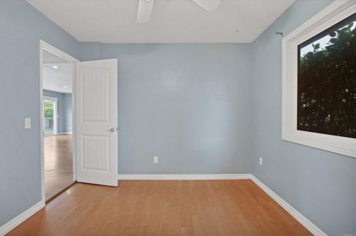 1260 Hoover St, Escondido CA  92027-1415 exterior
