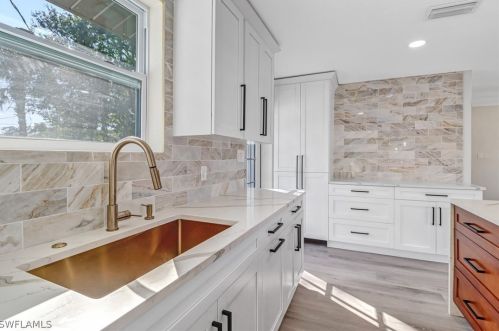 4321 Mariner Rd, Bonita Springs FL 34134-3964 exterior