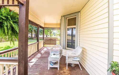 611 College St, Athens, TX 75751-2314