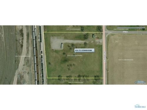 29345 Broadway St, Walbridge, OH 43465-9618