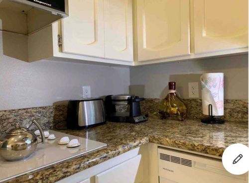 7204 Paradise Dr, Scottsdale AZ 85260-5436 exterior