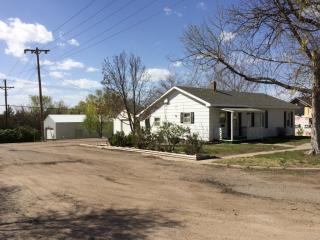 405 1st St, Stuttgart KS  67661-2307 exterior