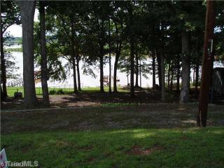 1346 Riverview Blvd, Lexington, NC 27292-7912