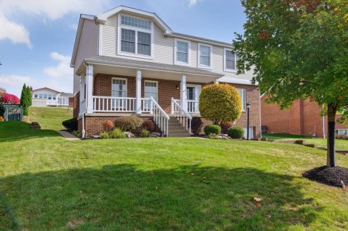 4999 Dolores Dr, Pittsburgh, PA 15227-1359