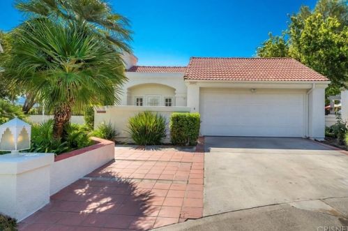 25850 Bellis Dr, Santa Clarita, CA 91355-2054