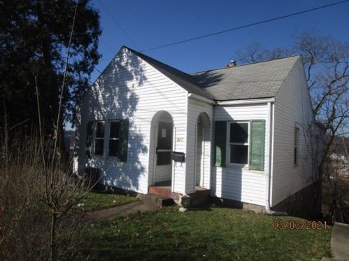 927 Walnut St, Ambridge, PA 15003-1765