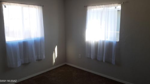 6201 29th St, Tucson AZ  85711-6815 exterior