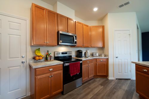 5930 Pine Trail Cir, Port Saint Lucie FL  34983 exterior