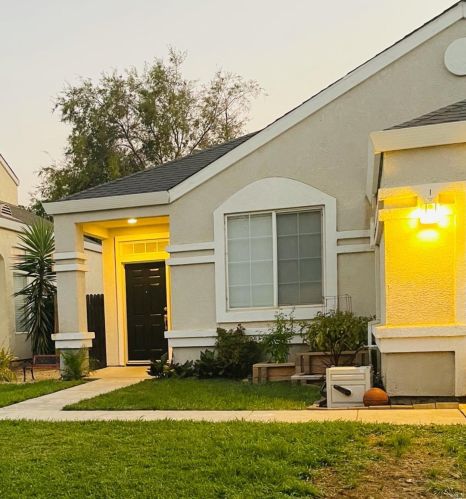 651 Madere St, Rio Vista, CA 94571-1276