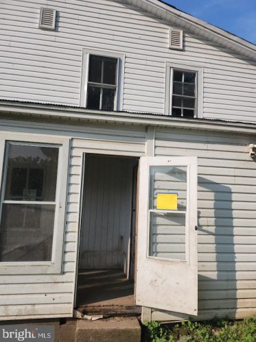 2113 Valley Rd, Schellsburg, PA 15559-9114