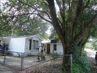 234 Barker St, Pensacola, FL 32514-3447