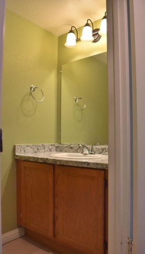 1025 Fallon Place Ct, Rio Linda CA  95673-2427 exterior