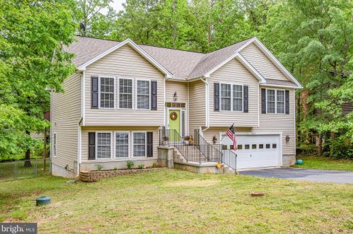 203 Spotslee Dr, Spotsylvania, VA 22551-2533