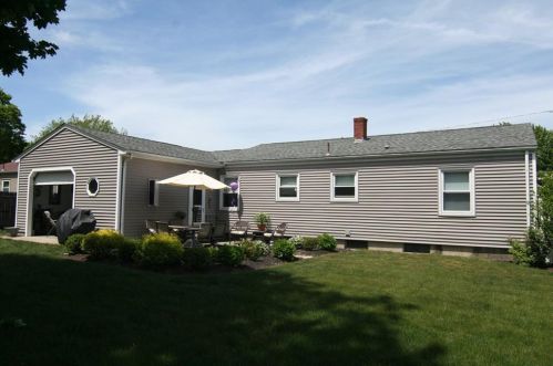 54 Maude Ave, Coventry, RI 02816-6369