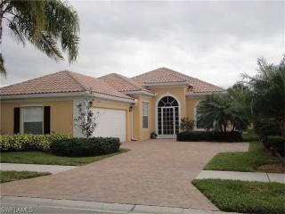 7594 Garibaldi Ct, Naples, FL 34114-2640