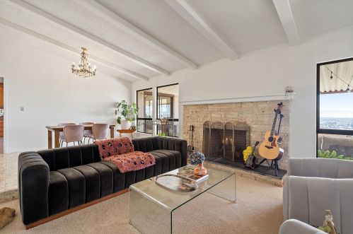 1999 Edgehill Ct, San Leandro CA  94577-6302 exterior