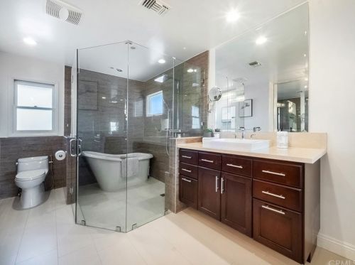 707 Miramar Dr, Fullerton CA 92831-1929 exterior