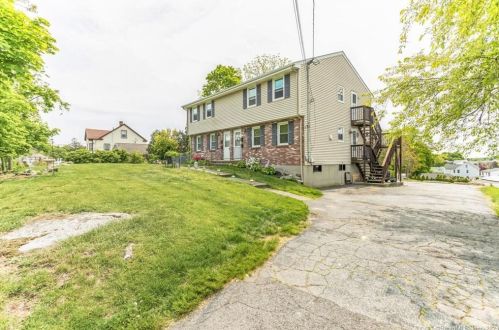 58 Ashcraft Rd, United States Coast Guard Ac, CT 06320-3718