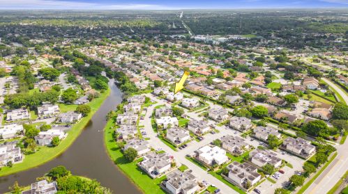 1520 Shaker Cir, West Palm Beach FL  33414-5735 exterior