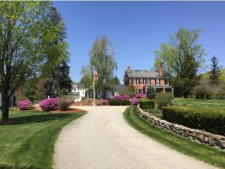 201 Boston Post Rd, Amherst NH  03031-3014 exterior