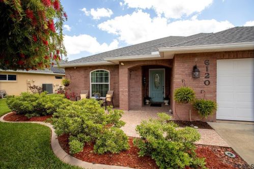 6120 Sabal Point Cir, Daytona Beach, FL 32128-7043