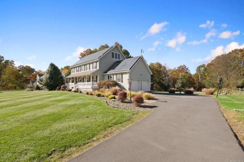 23 Horton Rd, Washingtonville NY  10992-1427 exterior