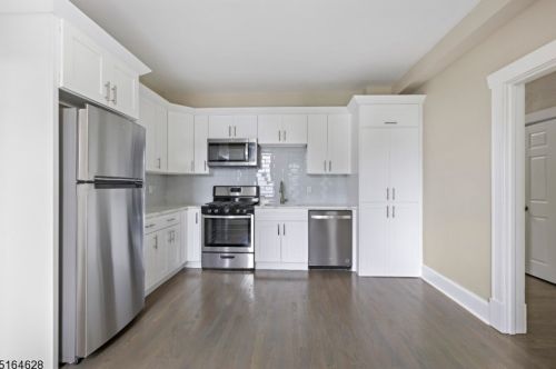 204 Church St, Boonton, NJ 07005-1454