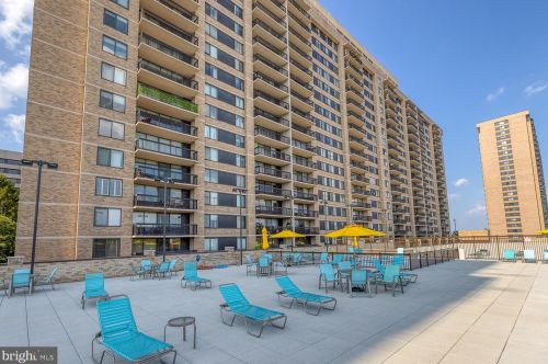 3709 George Mason Dr, Falls Church VA  22041-3760 exterior