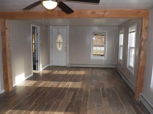 334 Chestnut St, Hyde Park, PA 15641-9709