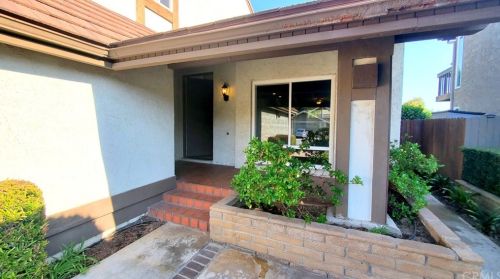 2120 Treeridge Cir, Brea, CA 92821-4435