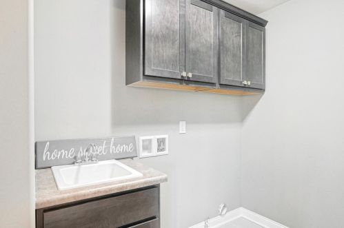 8324 107 Pl, Dyer IN  46373-8657 exterior