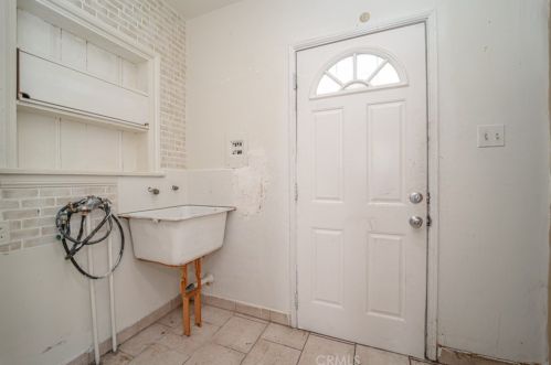 12015 Muriel Dr, Lynwood CA  90262-5255 exterior