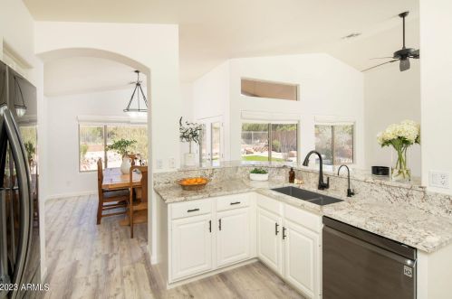 33237 45th Pl, Cave Creek AZ  85331-5073 exterior