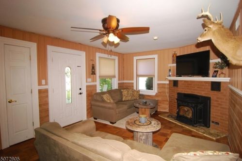 165 Belvidere Ave, Oxford NJ  07863-3010 exterior