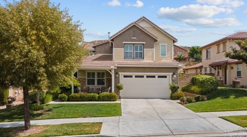 22629 Lamplight Pl, Santa Clarita, CA 91350-5731