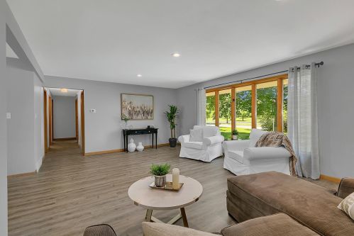 1735 Roosevelt Rd, Saint Cloud MN  56301-5166 exterior