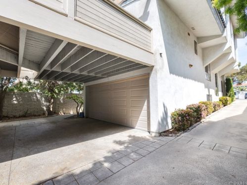 115 Juanita Ave, Redondo Beach CA  90277-3208 exterior