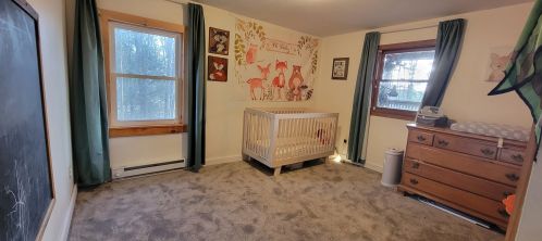 9 Hemlock St, Hillsboro NH  03244-5027 exterior