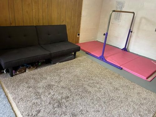 338 Center St, Bridgeville PA  15017-2434 exterior