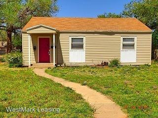 2220 29th St, Lubbock TX  79411-1412 exterior