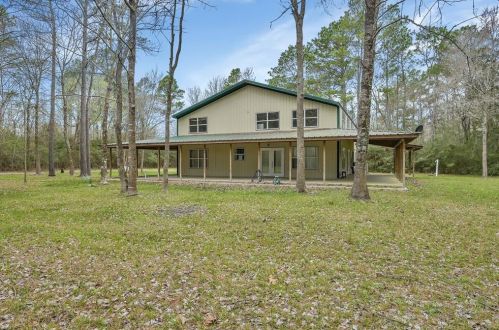 290 Deerwood Dr, Chita, TX 75862-9227