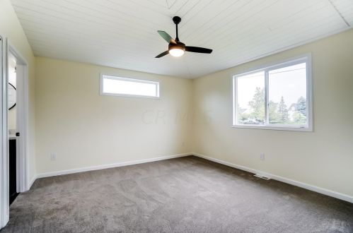 1410 White Rd, Darbydale OH  43123-8997 exterior