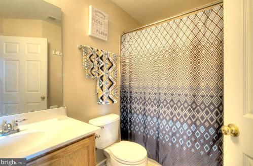 135 South Ave, Swedesboro NJ  08085-1686 exterior