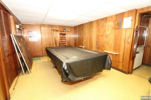 434 Harristown Rd, Ridgewood NJ  07452-2836 exterior