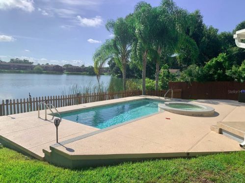 1709 Pineberry Ct, Lakeland, FL 33803-3434