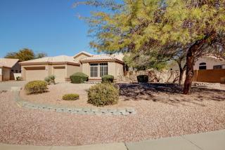7268 Donald Dr, Glendale, AZ 85310-5646