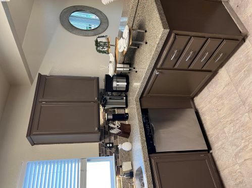 736 Clifton Way, Vacaville CA  95688-8547 exterior
