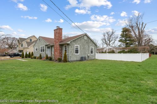 2900 Garfield St, Belmar NJ  07719-4208 exterior